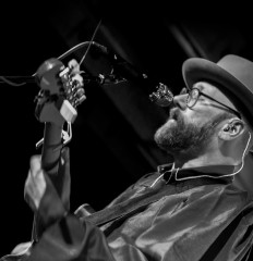 Mike Doughty-2016-01-24-Phx-111
