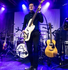 The Family Crest-Phoenix-2016-02-08 – -003