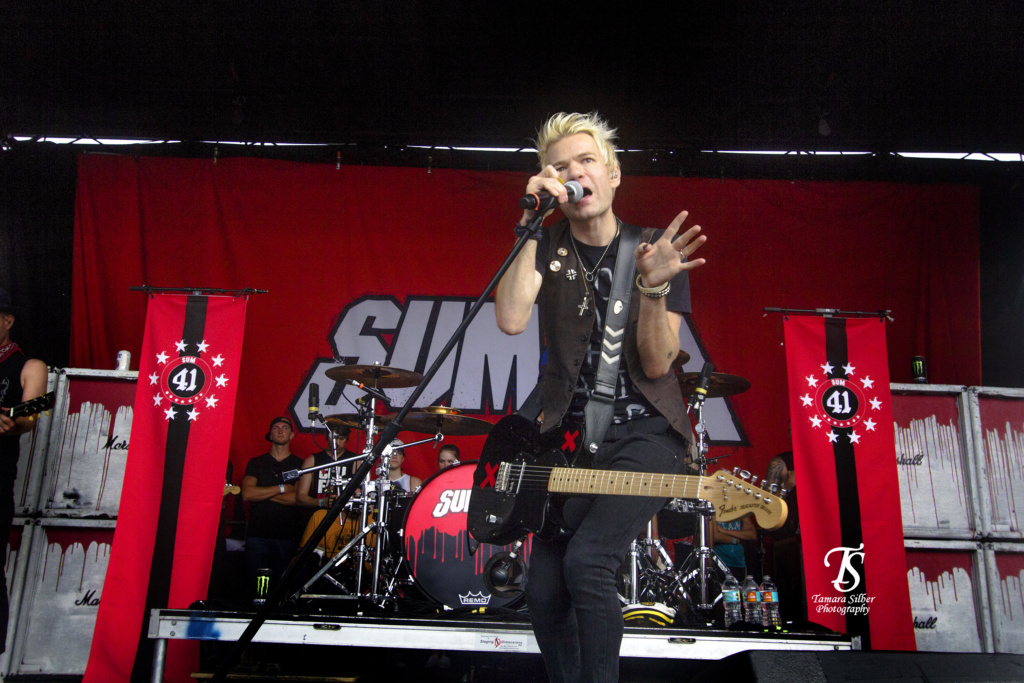 Sum41-1
