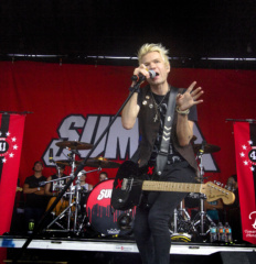 Sum41-1