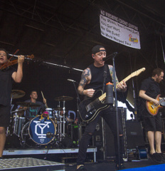 YellowcardWarped-1