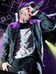parkway-drive-show-mag-1