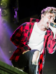 parkway-drive-show-mag-2