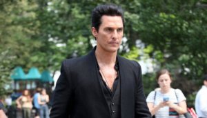 dark-tower-movie-actors-matthew-mcconaughey-as-man-in-black-nyc-1024x585