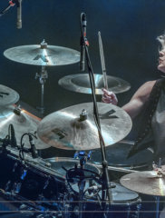 pop_evil_7284