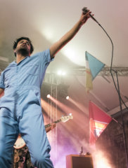 YOUNGTHEGIANT_DSC4857