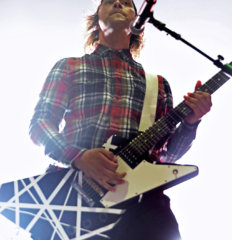 Pierce The Veil – Sum 41
