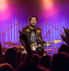 2017-05-05-Bob Schneider-742