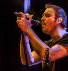5797_breaking_benjamin