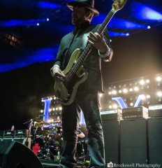 _D759640 – LIVE