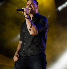 Rock Into Spring-Mag–10