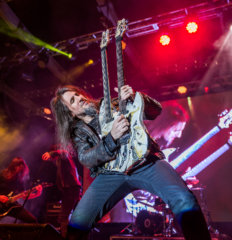 Rock Into Spring-Mag–11