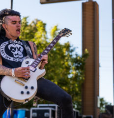 Rock Into Spring-Mag–6