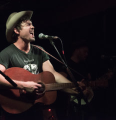 _D753434 – Jared and the Mill – Solo