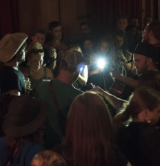 _D753861 – Jared and the Mill – Crowd