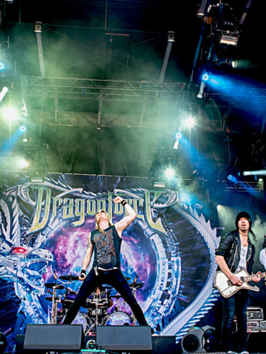 3662_DragonForce_linda_carlson_web