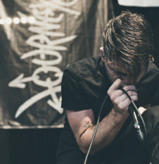 Hands Like Houses (1 of 1)-8