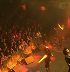 LA GUNS