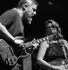 Tedeschi Trucks IMG_0571