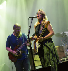 Tedeschi Trucks IMG_0651