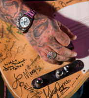 Aaron Lewis performing at The Tower Theater in Philadelphia, PA Nov. 16, 2017 – 02