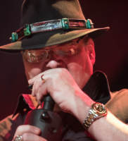 blues traveler