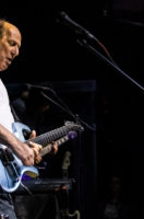Adrian_Belew_screen-0197